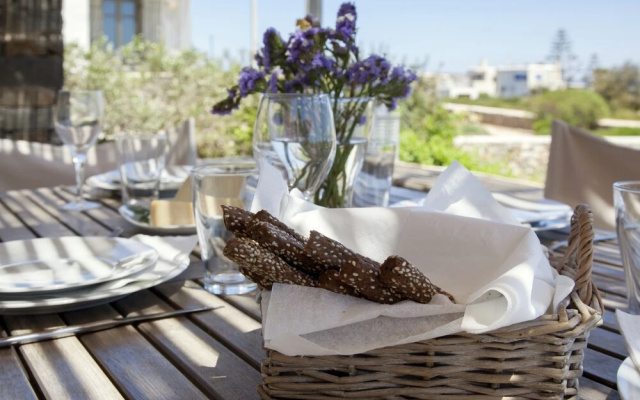 Idyllic Holiday Villa Gardenview Nr Beach by VillaRentalsgr