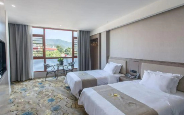1700 Hotel