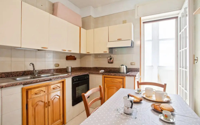 Pane & Pomodoro Beach Roomy Flat