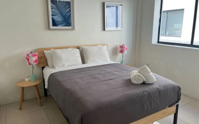Miami Suite 201