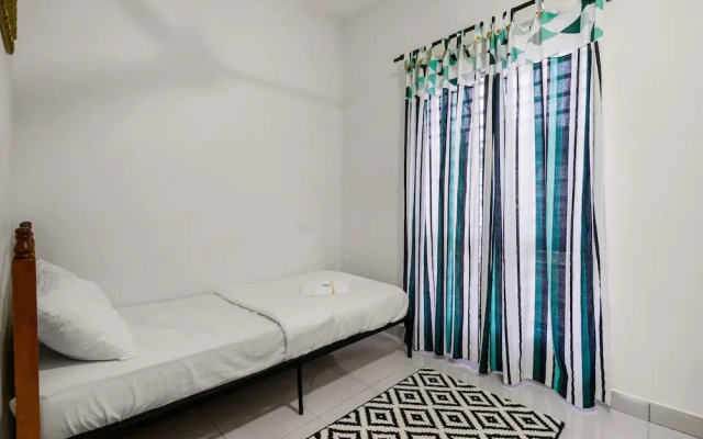 Rumah Den Homestay