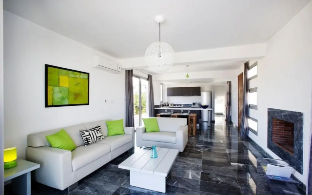 Paradise Cove Luxurious Beach Villas Turquoise 2 Bedroom Villa