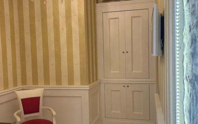 Piazza Venezia Luxury Suite