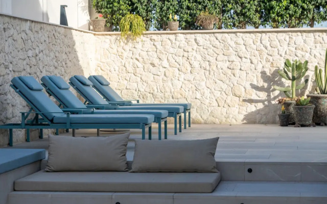 TenSuites