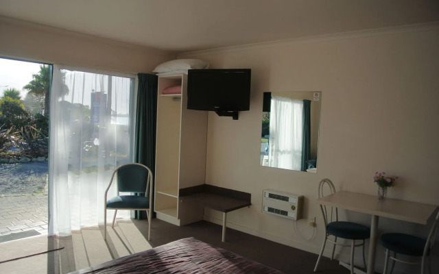 Blue Seas Motel