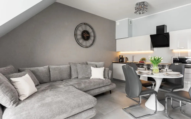 Flatbook City Center SPA Apartments