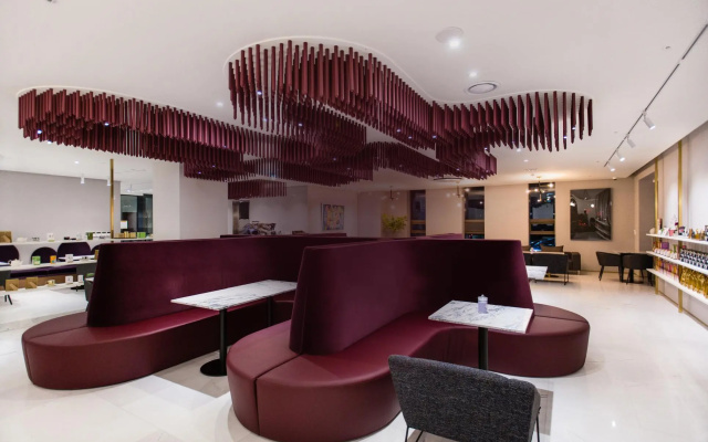 Stayrak Hotel