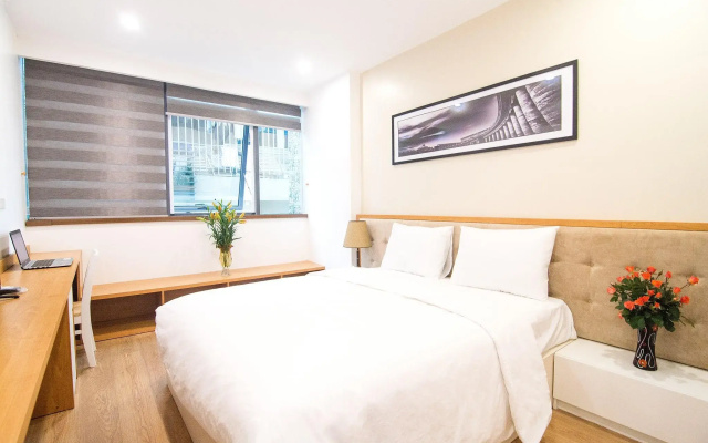 Canary Hotel & Apartment