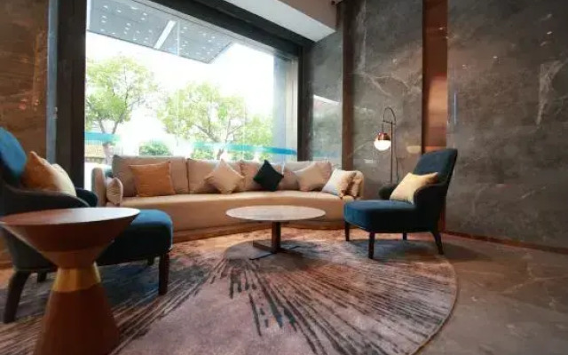 CHAMJOY Hotel (Cixi City Government Yintai City)