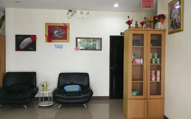 Baan Samran Hotel