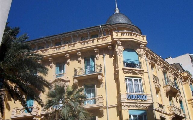 Отель Gounod Hotel Франция, Ницца - 7 отзывов об отеле, цены и фото номеров - забронировать отель Gounod Hotel онлайн вид на фасад