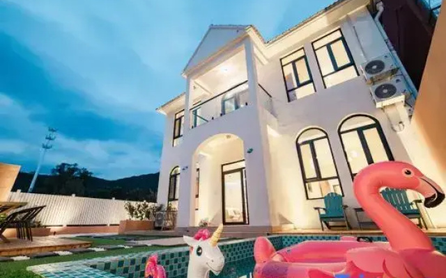 Longqingxia Lingting Homestay