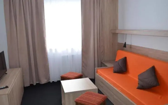 Hotel CESKA FARMA