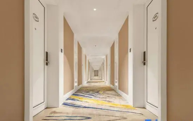 Vienna International Hotel (Beijing Fengtai Sports Center Yuegezhuangqiao Base)