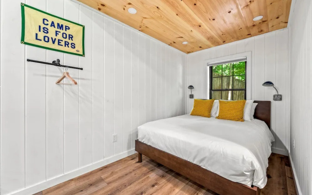 Gburg Pet-friendly Studio Cabin 5 Firepit Games