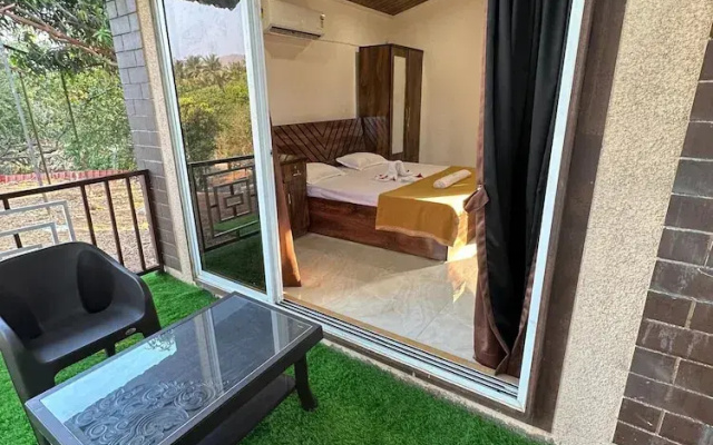 Spring Nature Stay