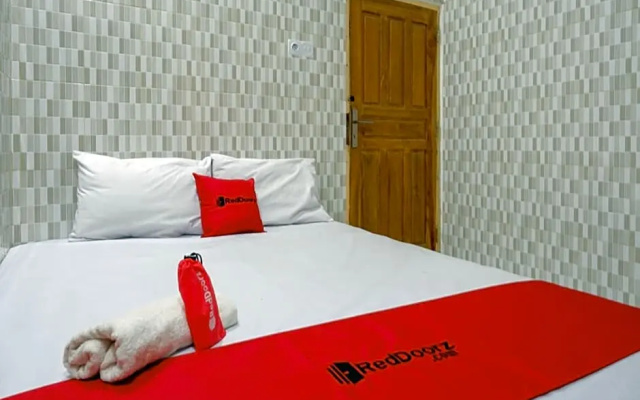 RedDoorz near Lippo Plaza Kendari