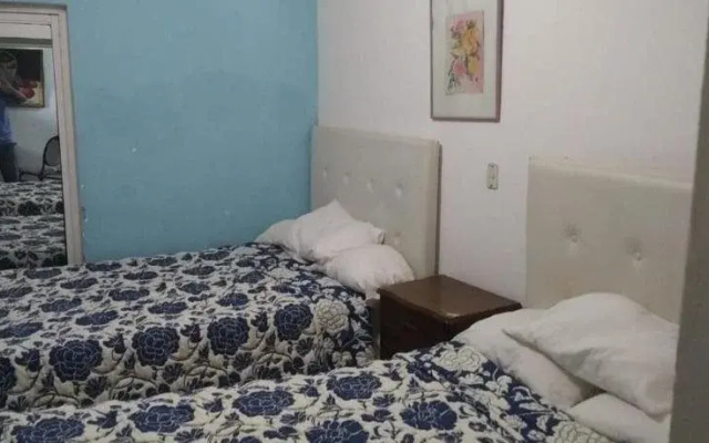 Hostal Plaza Yu