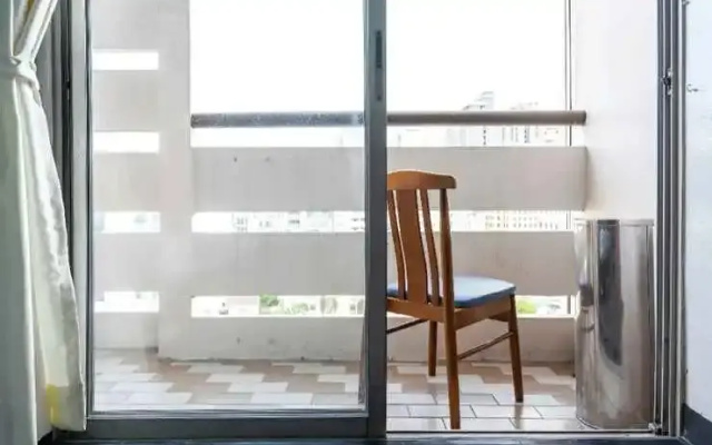 Studio room near MRT by PD Mansion