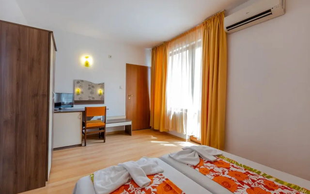 Comfort Double Room in Dafinka Guest House