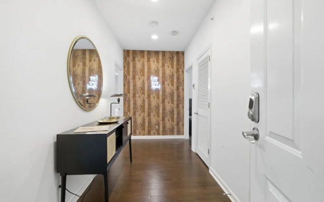Comfortable 3BR Minutes to Broadway Parking