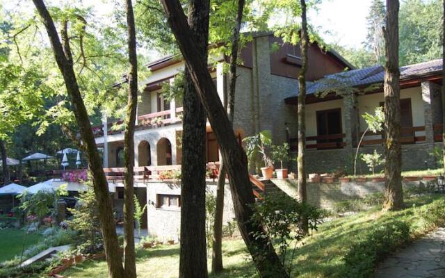 Отель Restaurant Dreri Албания, Тирана - отзывы, цены и фото номеров - забронировать отель Restaurant Dreri онлайн вид на фасад