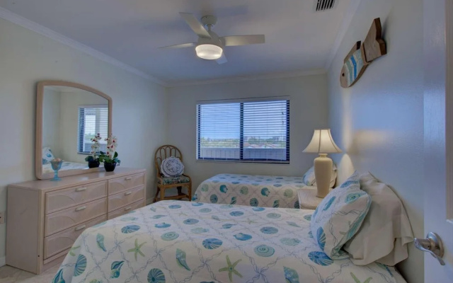 Siesta Dunes on Siesta Key