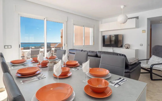 2163-Amazing penthouse, 2 terraces sea-golf view