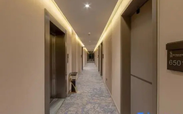 Luhe Elite Hotel (Lijiang Gucheng District)