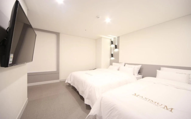 Busan station Maximum Hotel
