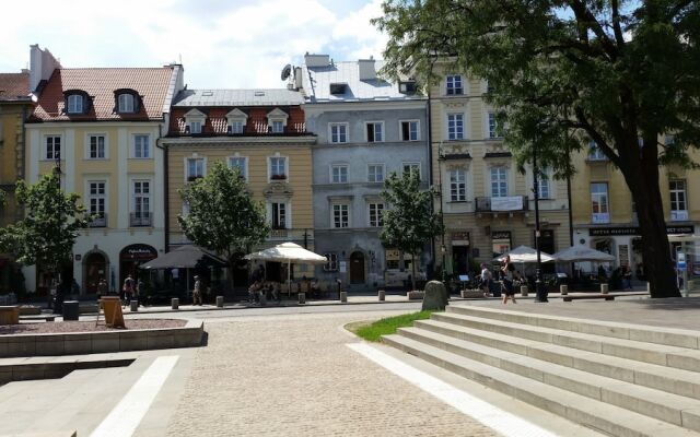 Апартаменты Old Town Art Apartment вид на фасад