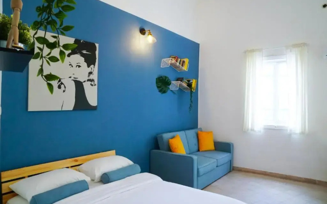 Meir 8 Hotel