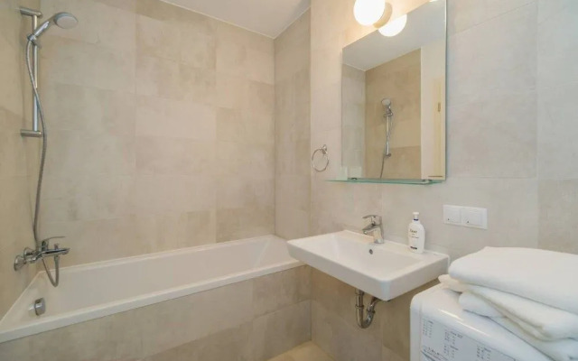 Remarkable Apart in Brasov/free Wif/lux Mattres/