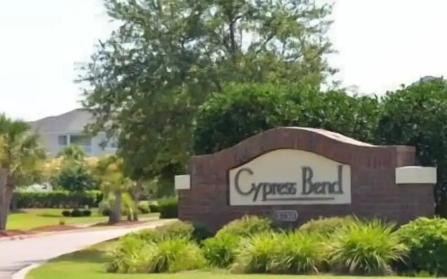 221 Cypress Bend