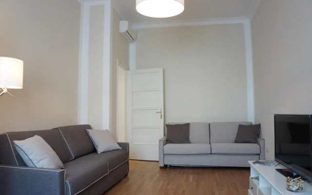 Apartment Papiniano 38