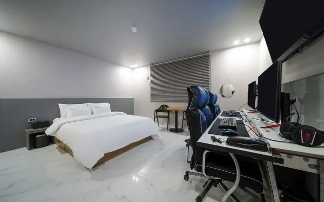 Shire Hotel Heritage Busan Station