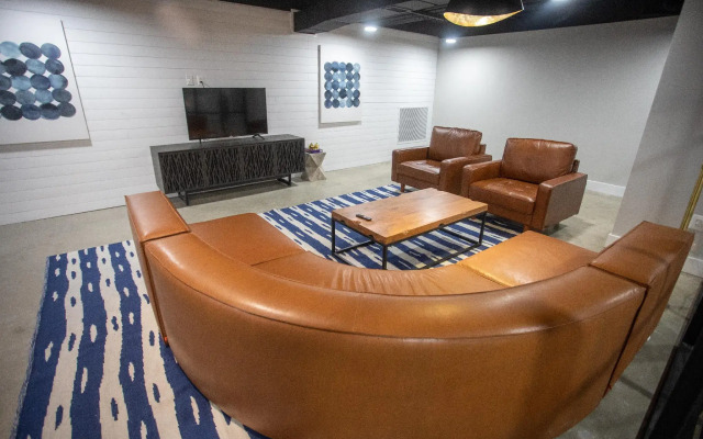 Georgetown Suites Harbour