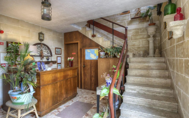 Green Grove Guest house