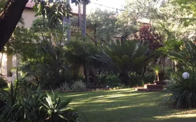 Kanniedood Guest Lodge