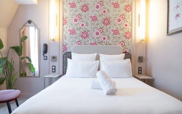 ELSA, Hôtel Paris