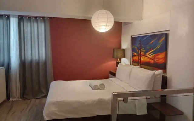 L1 Twin Bed Staycation in Bonifacio Global City