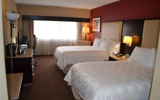 Holiday Inn Select Clinton