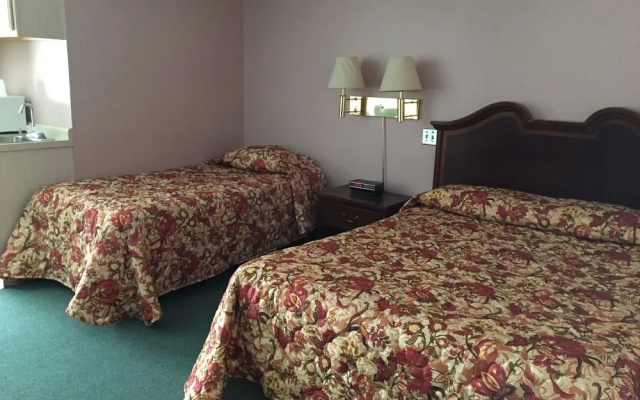Iron Horse Inn