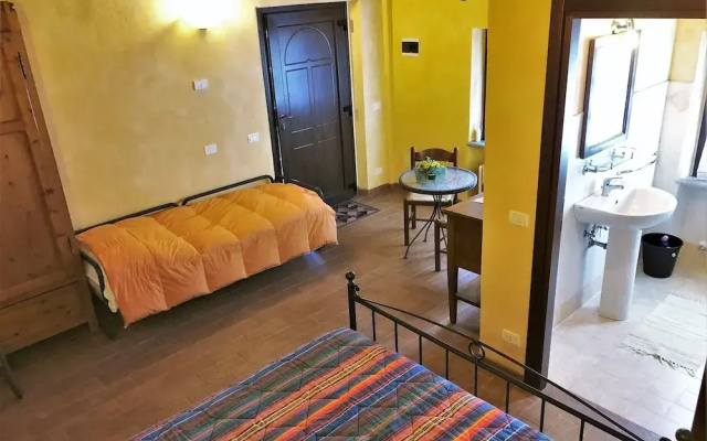 Farmhouse in Apecchio With Pool & Spa