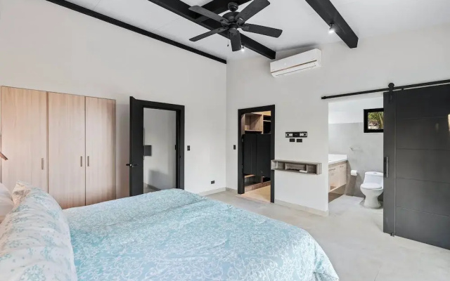 Brand-New 6BD Giant with Private Pool by SPCR