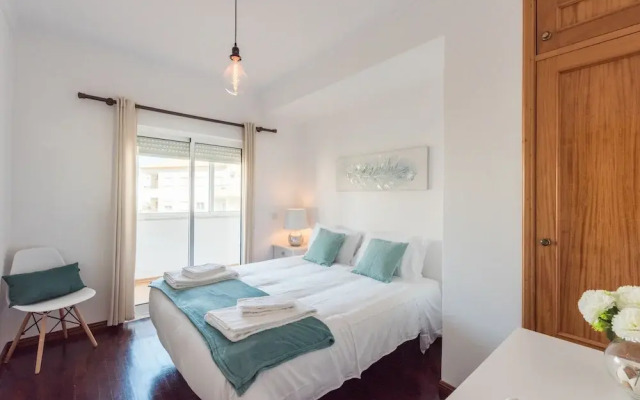 CheckinCheckout - Falésia Apartment with Pool