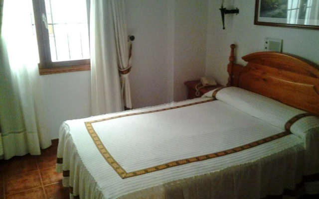 Hotel Ruiz