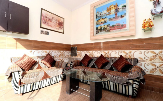 OYO 22090 Hotel Mall Residency