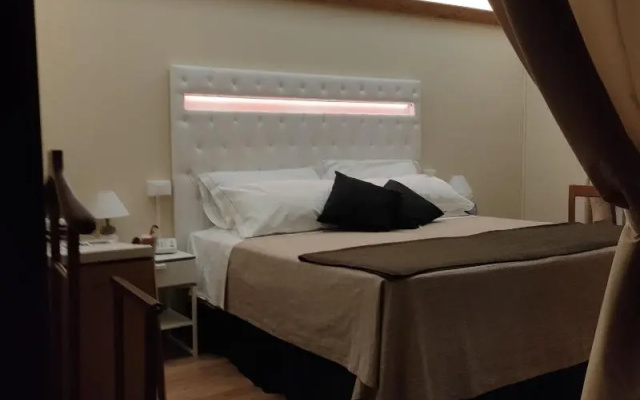 Quari Hotel Restaurant & Pizza