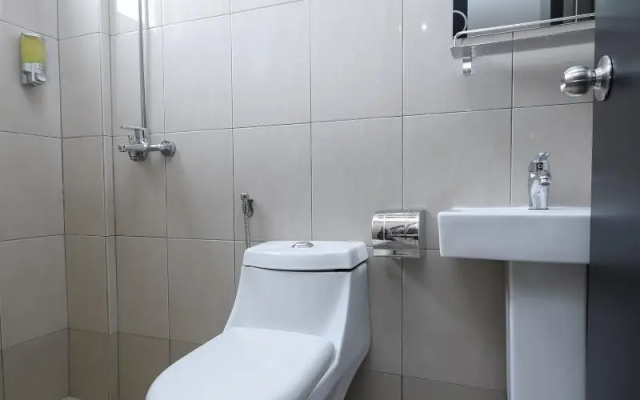 Ys Inn by OYO Rooms